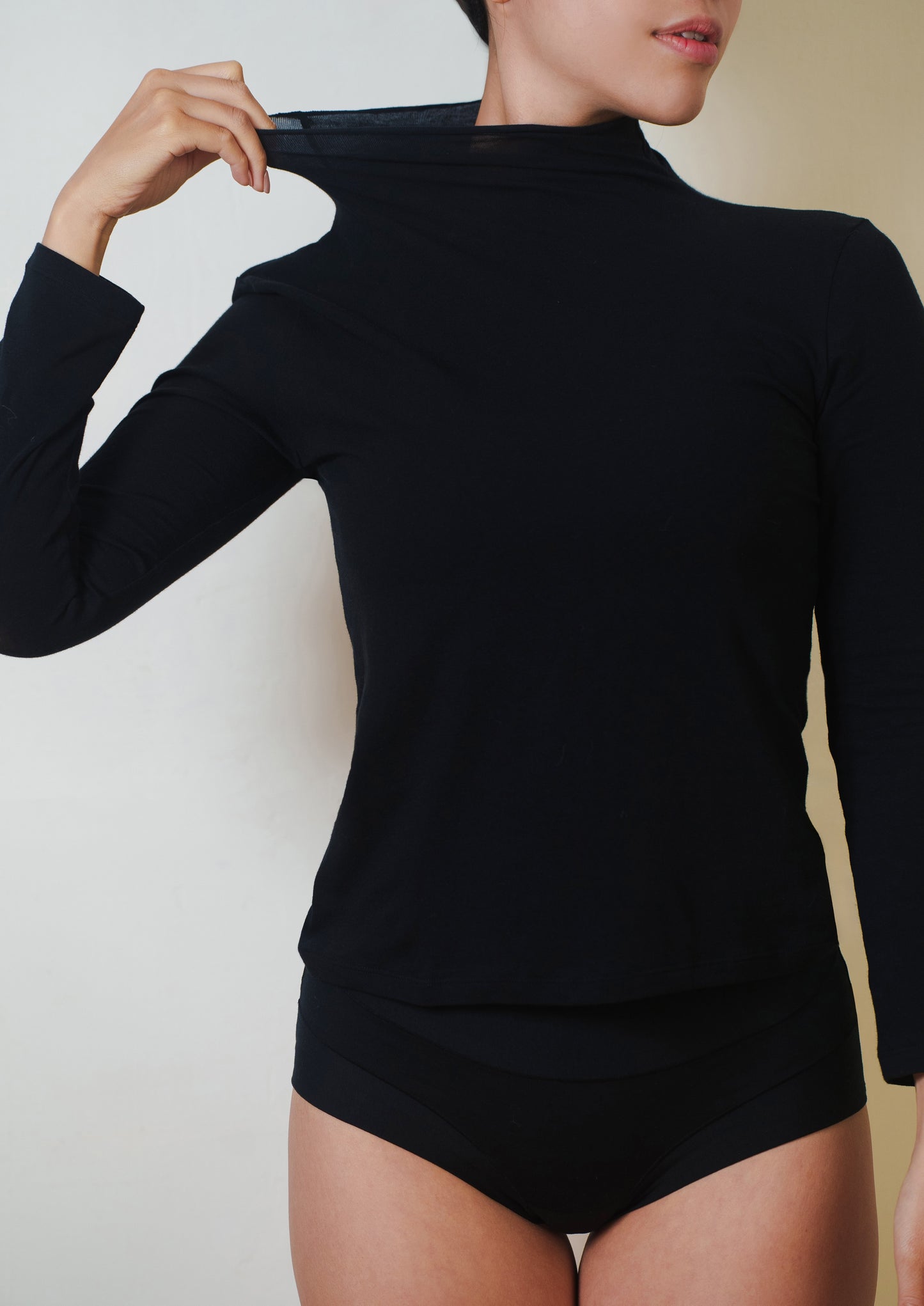 CLOUD Evry Lightweight Cotton Turtleneck Shirt