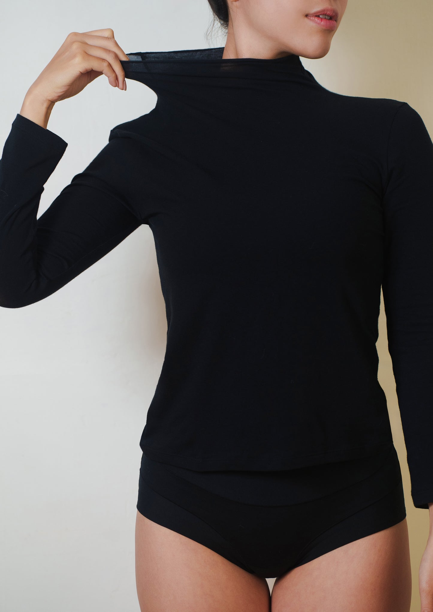 CLOUD Evry Lightweight Cotton Turtleneck Shirt